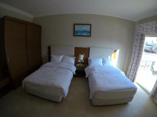 Hotel Rehana Chalet