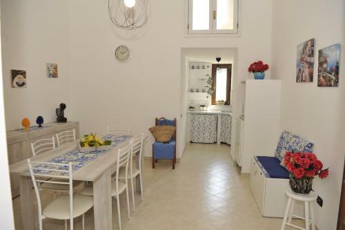 Mary House - Grazioso Appartamento Con Garage