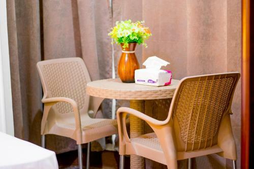 Albergue Golden Palace Hotel