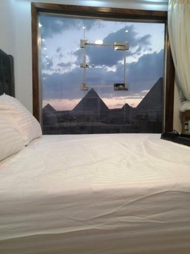 Hotel Pyramids Hills Inn