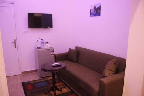 Farida Pyramids Boutique Hotel