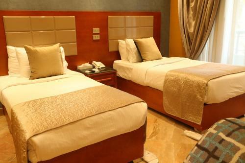 Hotel Green Garden Inn