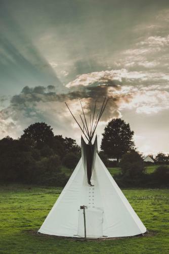 Les Tipis Du Bonheur de Vivre