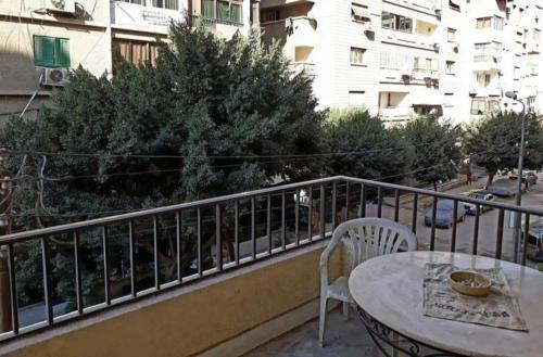 Jessy Charming Apartment In Heliopolis