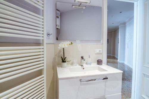 Sanremo Grand Central Apartment