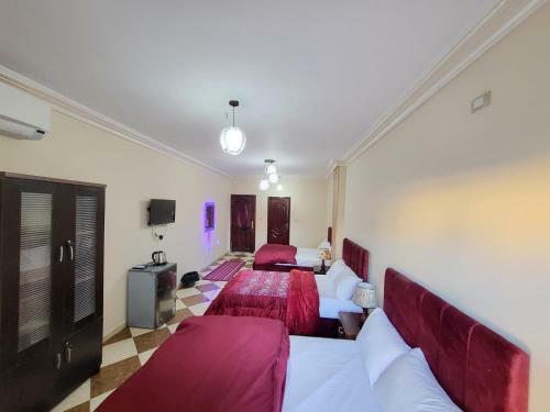 Hotel Pyramid Stars Inn