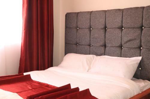 Kirans 1 Bedroom Beautiful Apartment