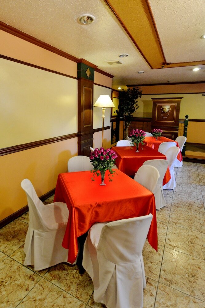 Paladin Hotel