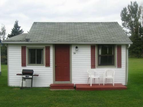 Summerside Motel & Cottages