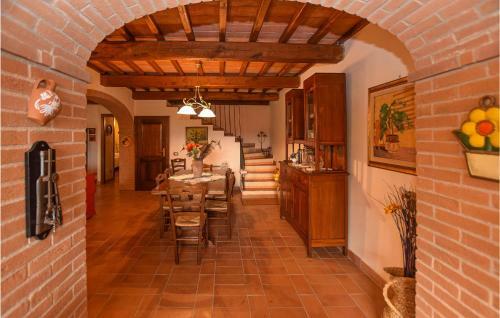 Nice Home In Santa Restituta With 6 Bedrooms