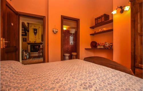 Nice Home In Santa Restituta With 6 Bedrooms