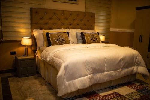 Hotel Brynx Haven