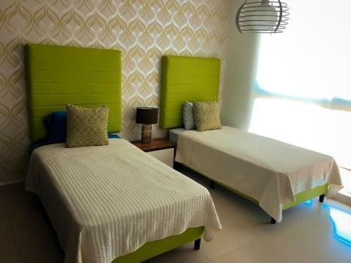 Apartamento Luxurious Beach Property 3 Bedrooms