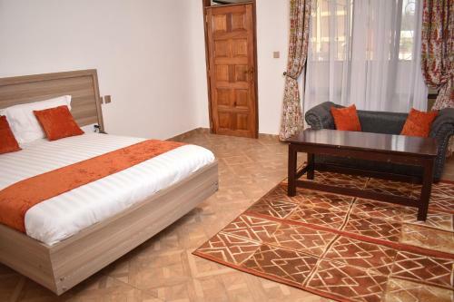 Hotel Place Caravan Kakamegaa