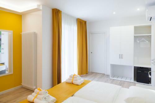 Bed & Breakfast Miravallesuites