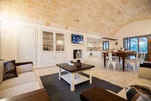 Villa Trullo Olea Con Piscina