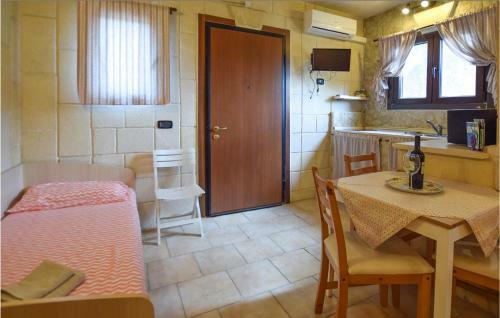 Awesome Home In San Vito Dei Normanni With