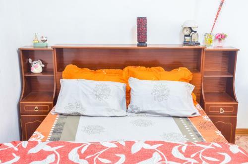La Caverna House