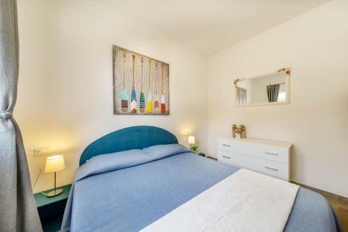 Caneis Apartments