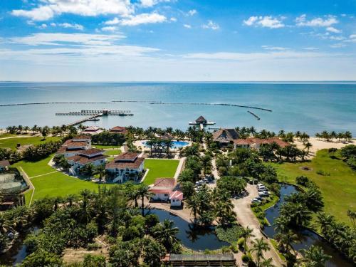 The Placencia Hotel And Residences