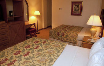 Golden Green Hotel - Charlotte