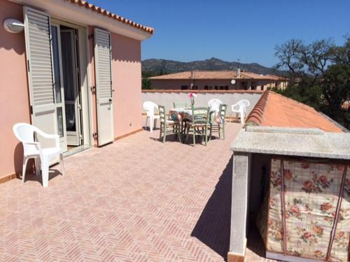 Apartamento Bilocale Con Terrazza A San Teodoro