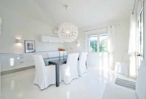 Villa Smeraldo Luxury - Belocations