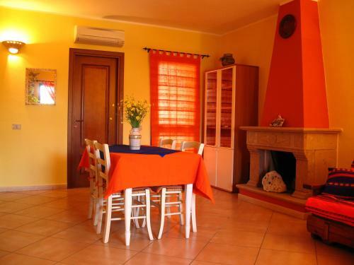 Sa Dommo E Andria San Teodoro Casa Vacanza