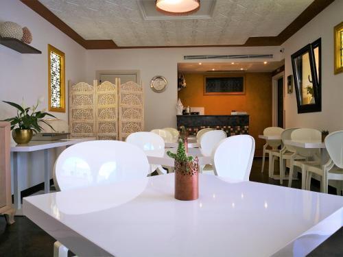 Hostal Riad - Comfort Rooms 3'''