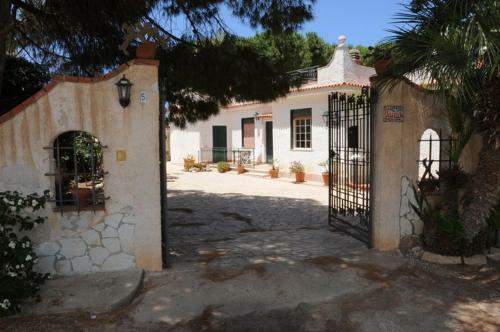 Casa Aisha Con Ampio Giardino Sul Mare