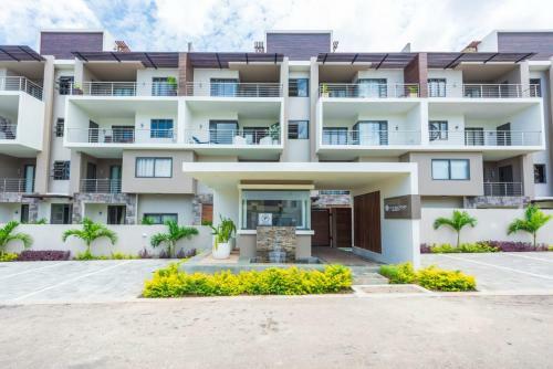 Luxury 2 Bedroom Apartment, Close To Beach