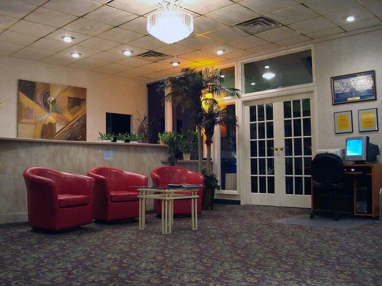 Hotel O'hare Inn & Suites