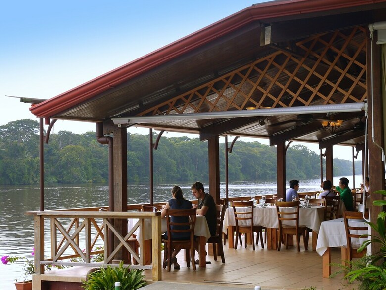 Tortuga Lodge & Gardens