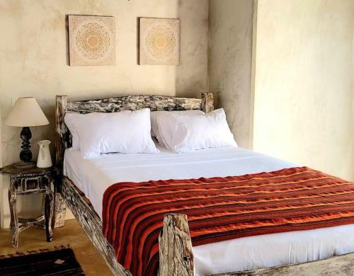 Hostal Moyoni House