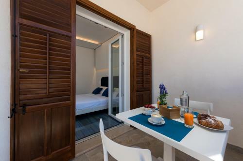 Hostal Le Maree Comfort Rooms