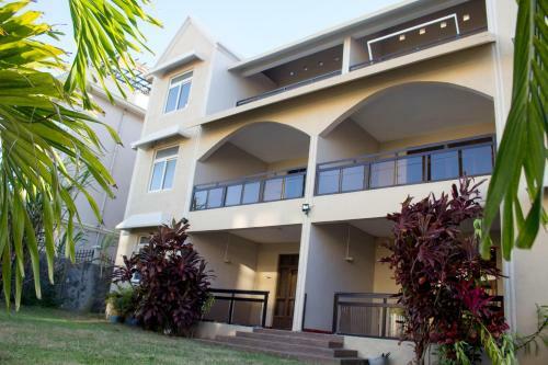 Le Diamant Vert Apartments @ Mont Choisy