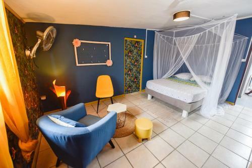 Hostal La Maison Des Oeillets A�roport Roland Garros