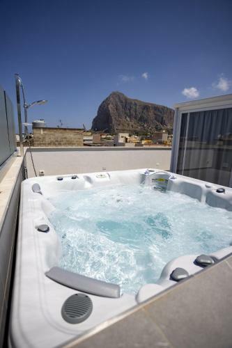 Acquar� Suite Apartments
