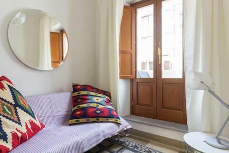 Authentic-large Town Villa In The Historic Center