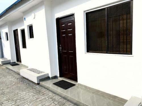 Coxswain Apartments