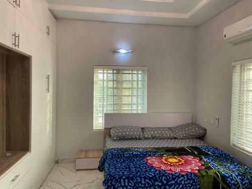 Sawa Sawa: Cozy, New 2-bedroom Apartment With Wifi