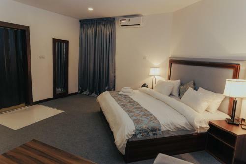 Hostal Sinclair Lake Chad