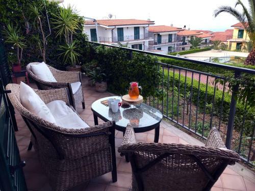Sea View Apartment Parco Meridiana