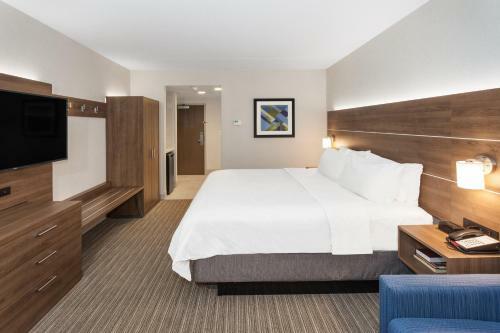 Holiday Inn Express Hotel & Suites Providence-woonsocket