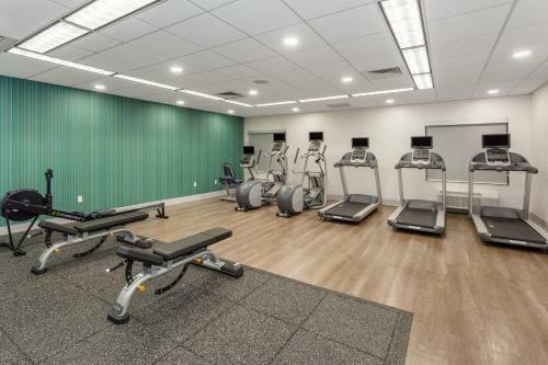 Holiday Inn Express Hotel & Suites Providence-woonsocket