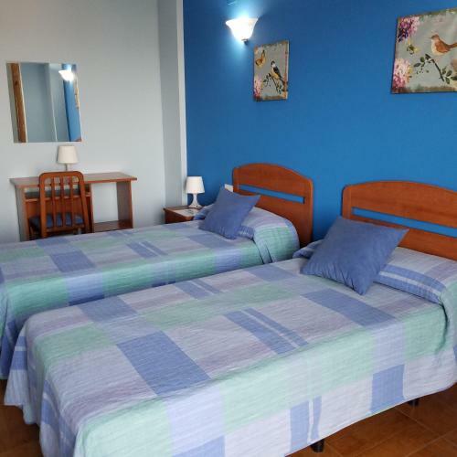 Hotel Condes De Bu�ol