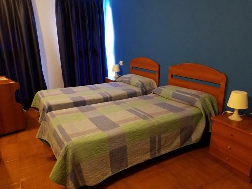 Hotel Condes De Bu�ol