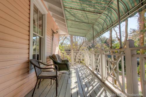 Sweetwater Branch Inn Bed And Breakfast
