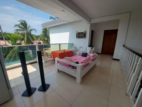 Villa Butterfly House