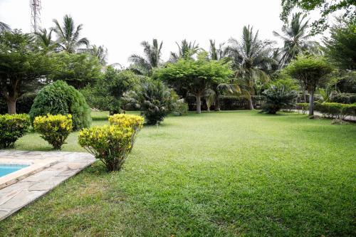 Bed & Breakfast Malindi Chrystal